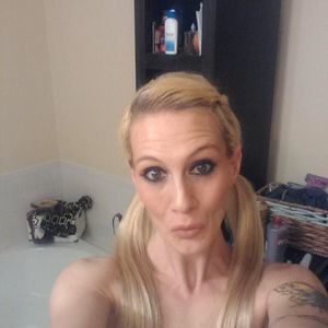 Meet your Posher, Michele